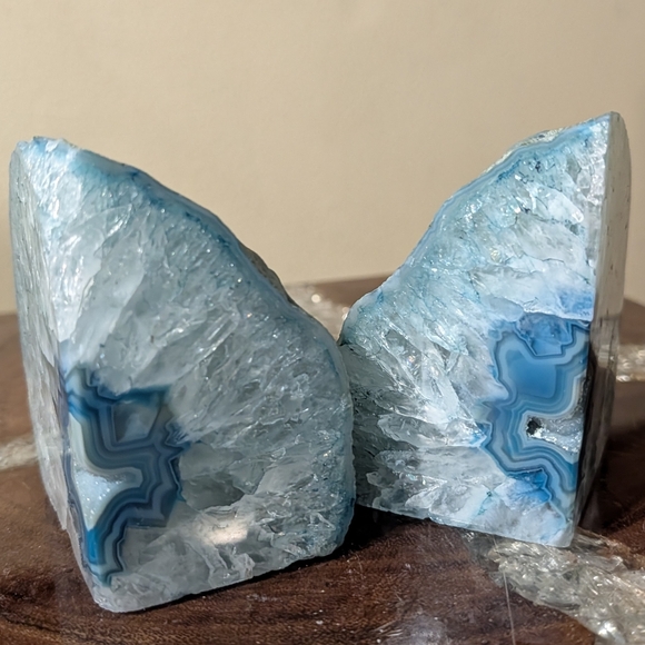 Pair of Brazilian Agate Geode Sections Bookends or Decor Pieces - Picture 6 of 14